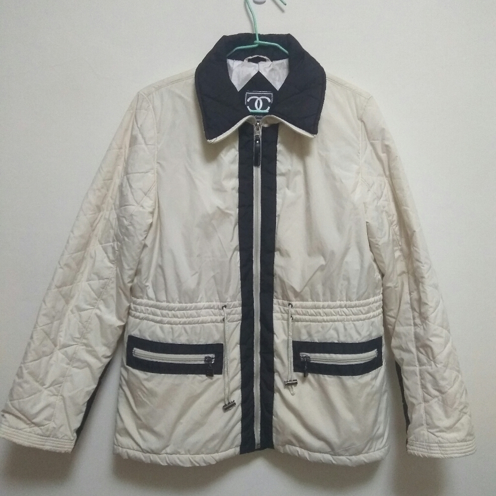 Vintage early 90s Chanel jacket